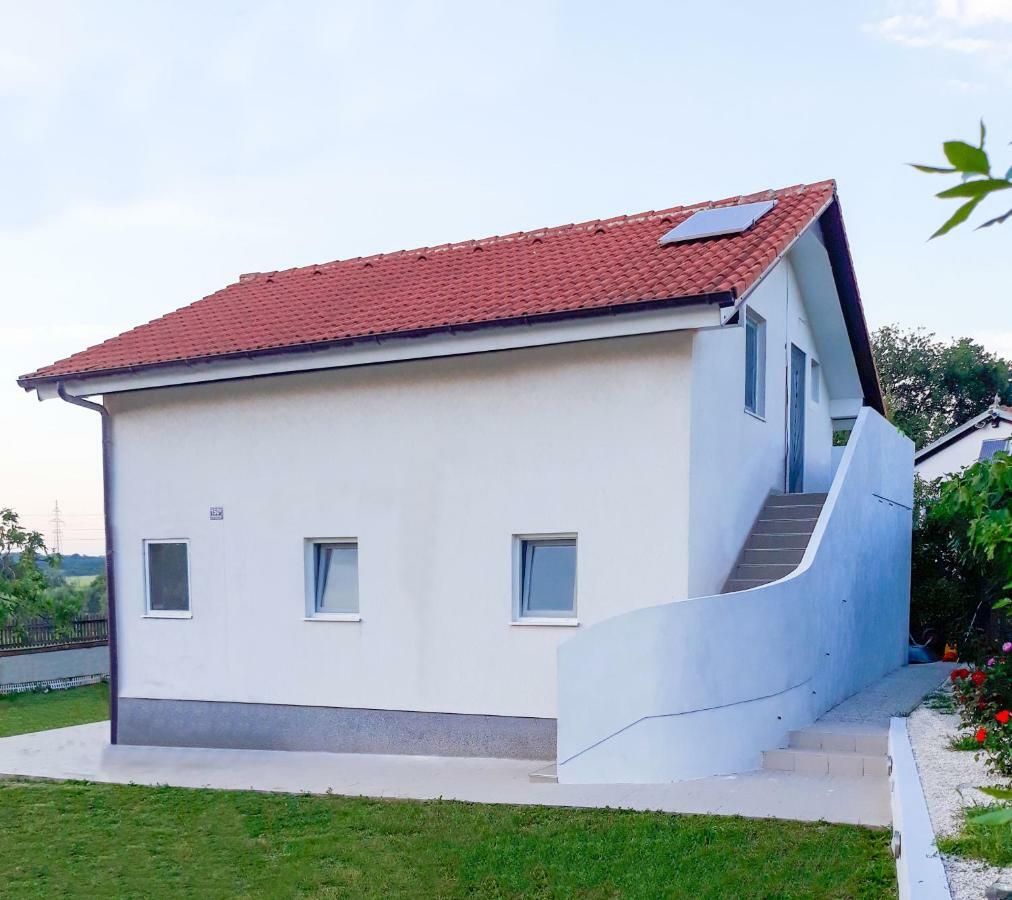 Apartma Solmar Apartment *